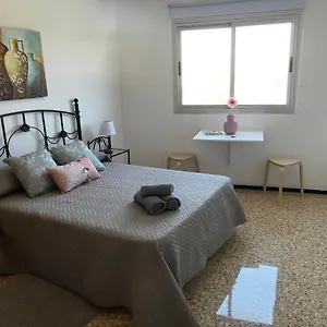 vv-sarahs-room-1.in-canary-islands.com/