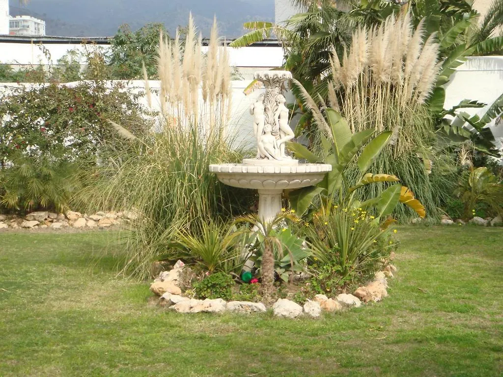 فندق Casa Jardin نيرخا