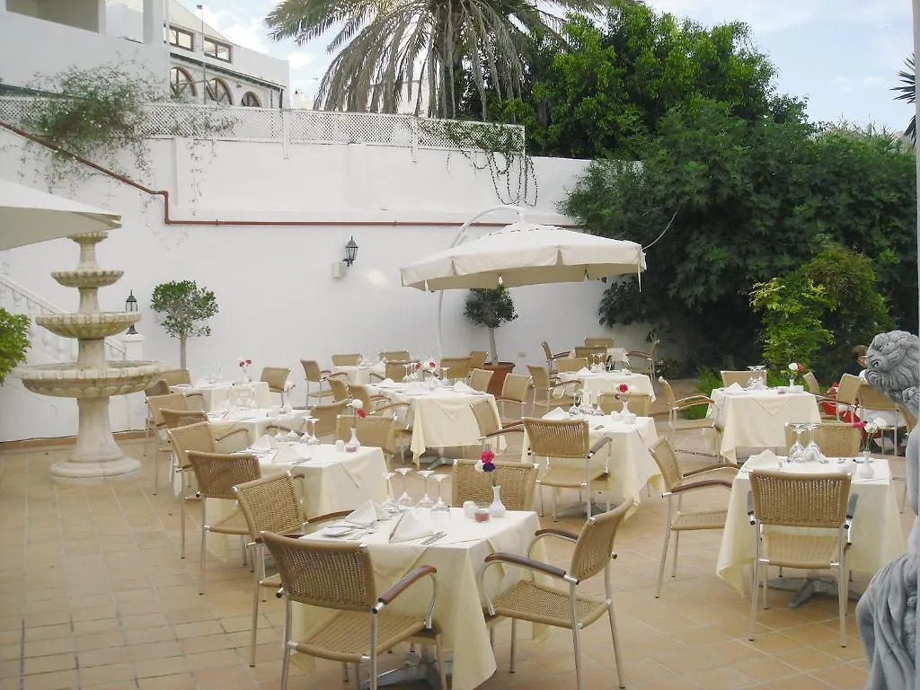 فندق Casa Jardin نيرخا